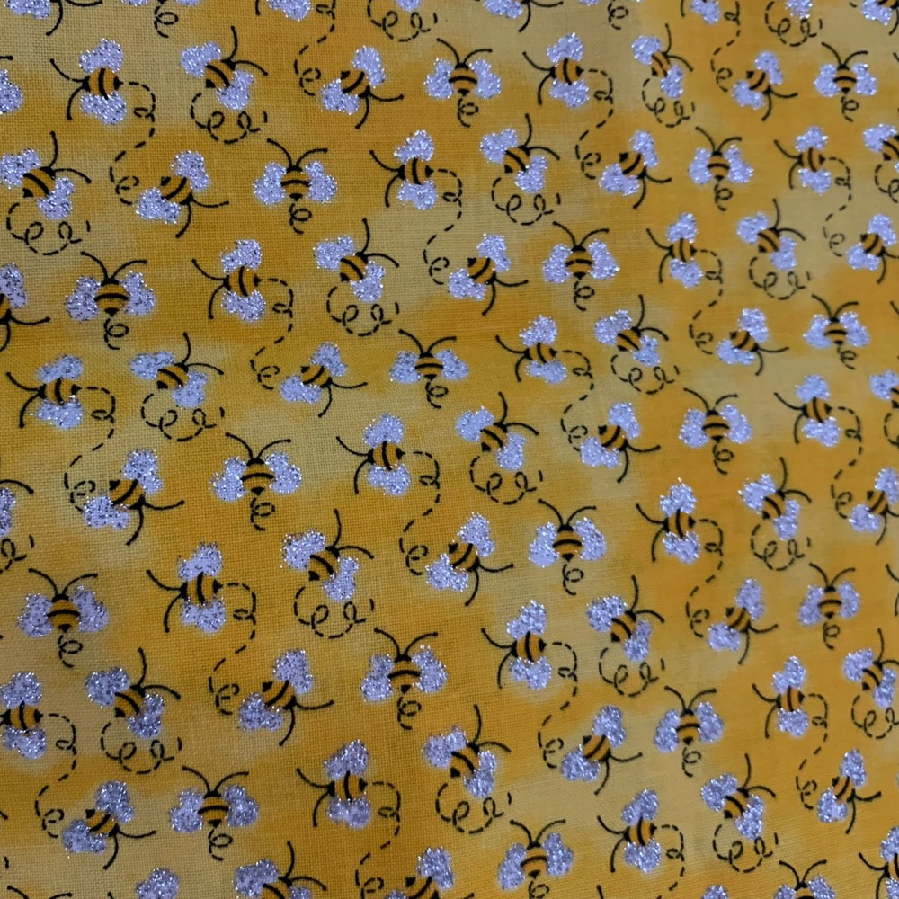 Bumble bees mask